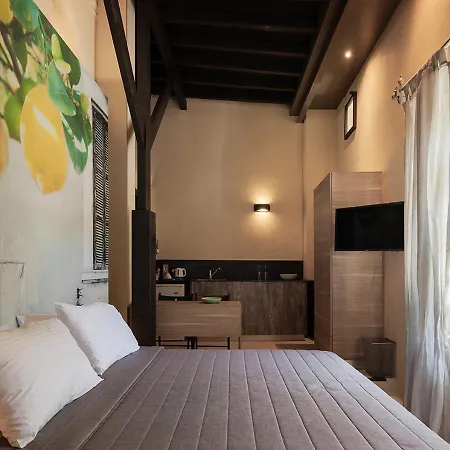 Guest house Casa Mespilea 2*